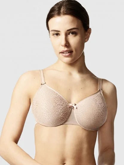 Chantelle C18910 Magnifique Seamless Unlined Minimizer